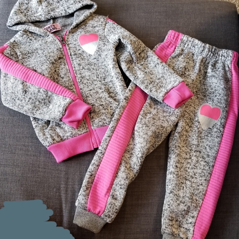 Girl sweatsuit